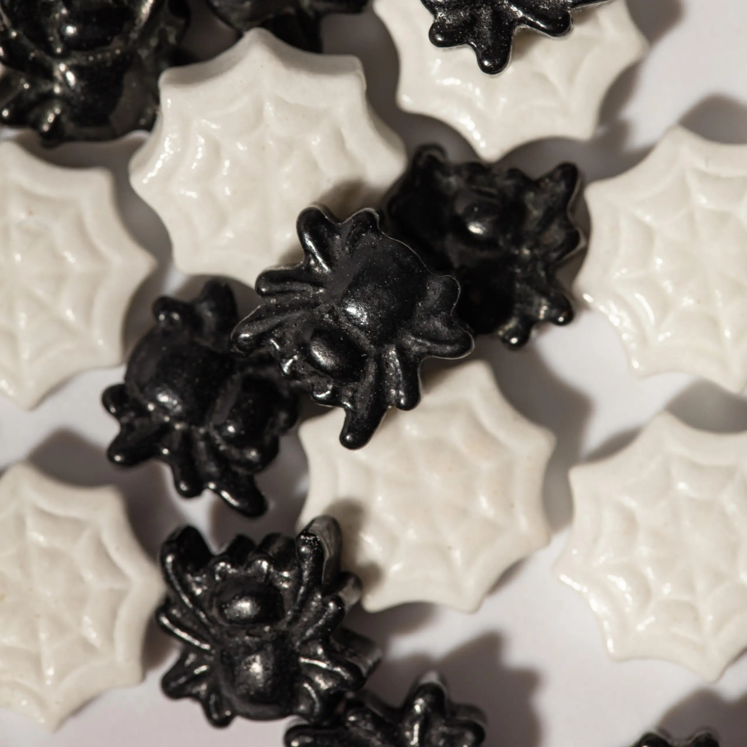 Halloween Charm Streusel Spinnen 25g – Bild 2