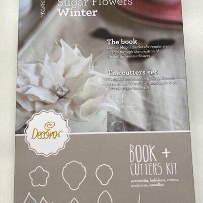 Winter Kit: Book with 8 cutters
